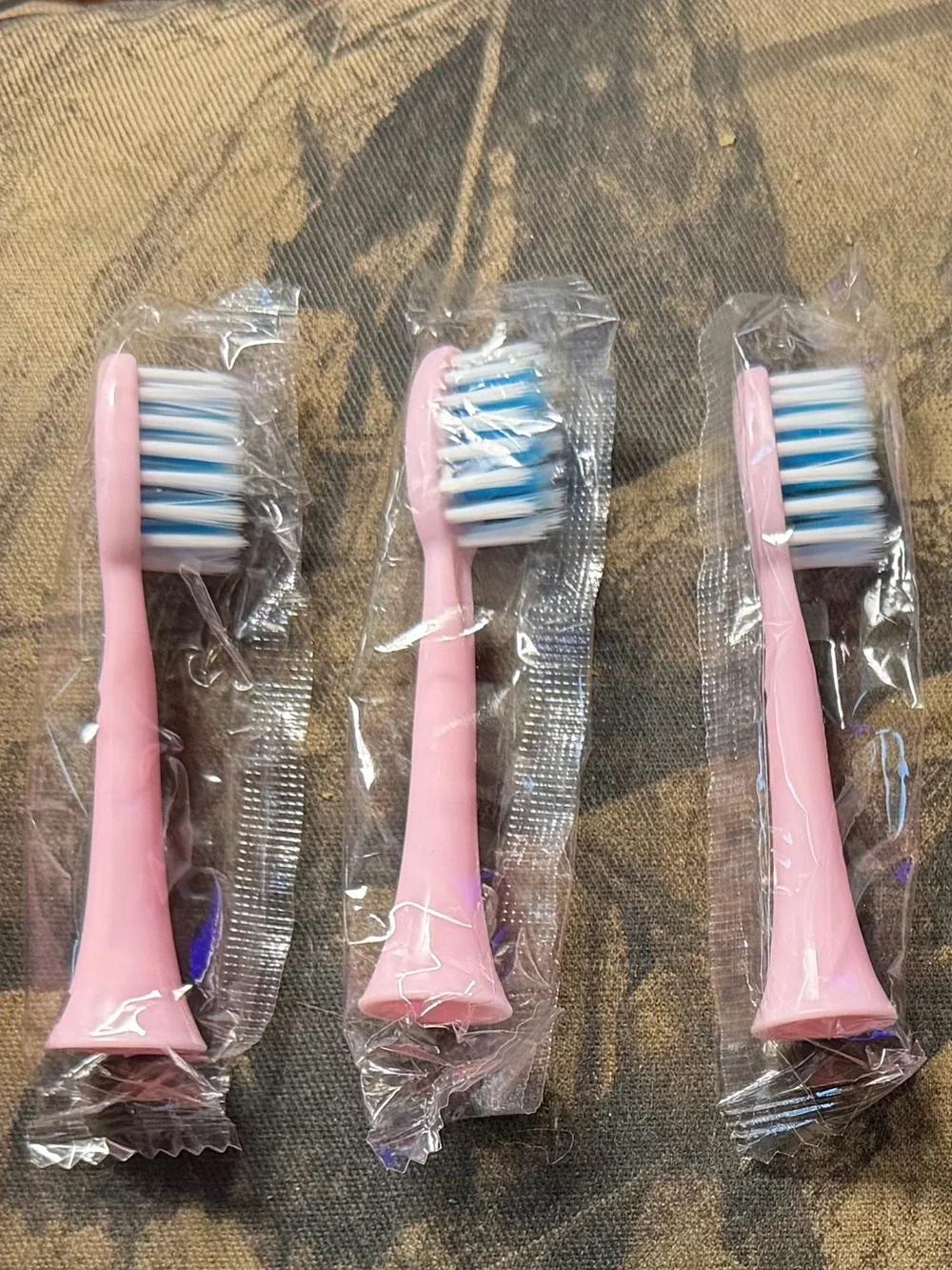 Pink Electric Toothbrush with 5 Replacement Heads